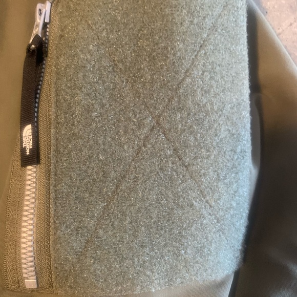 The North Face KLUANE HEAT JACKET KHAKI. XL - Picture 4 of 6